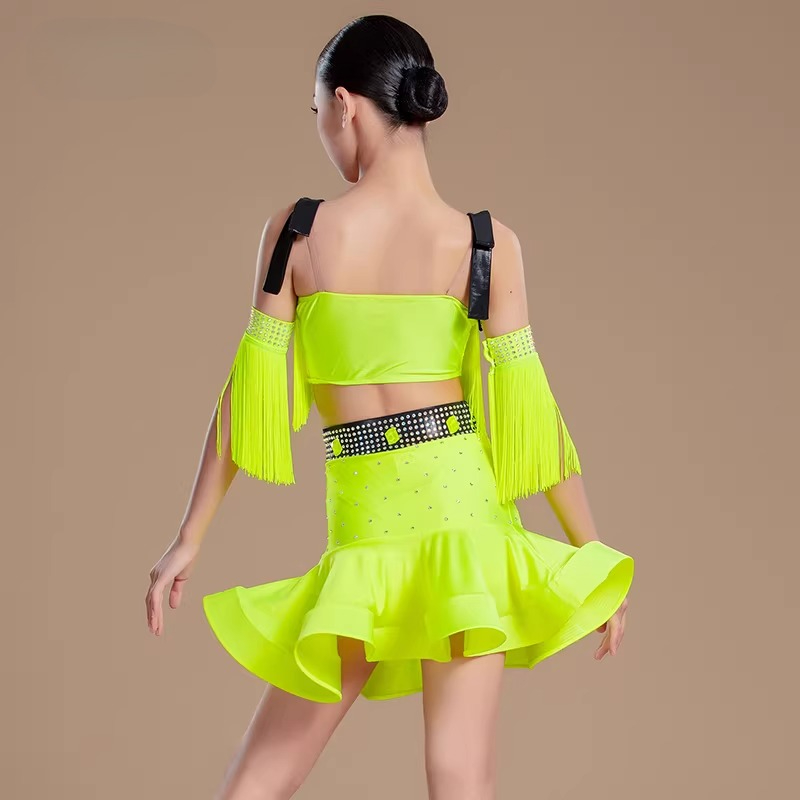 2026 New Latin Performance Dan - Outdoor Sport Dress recensie en prijs